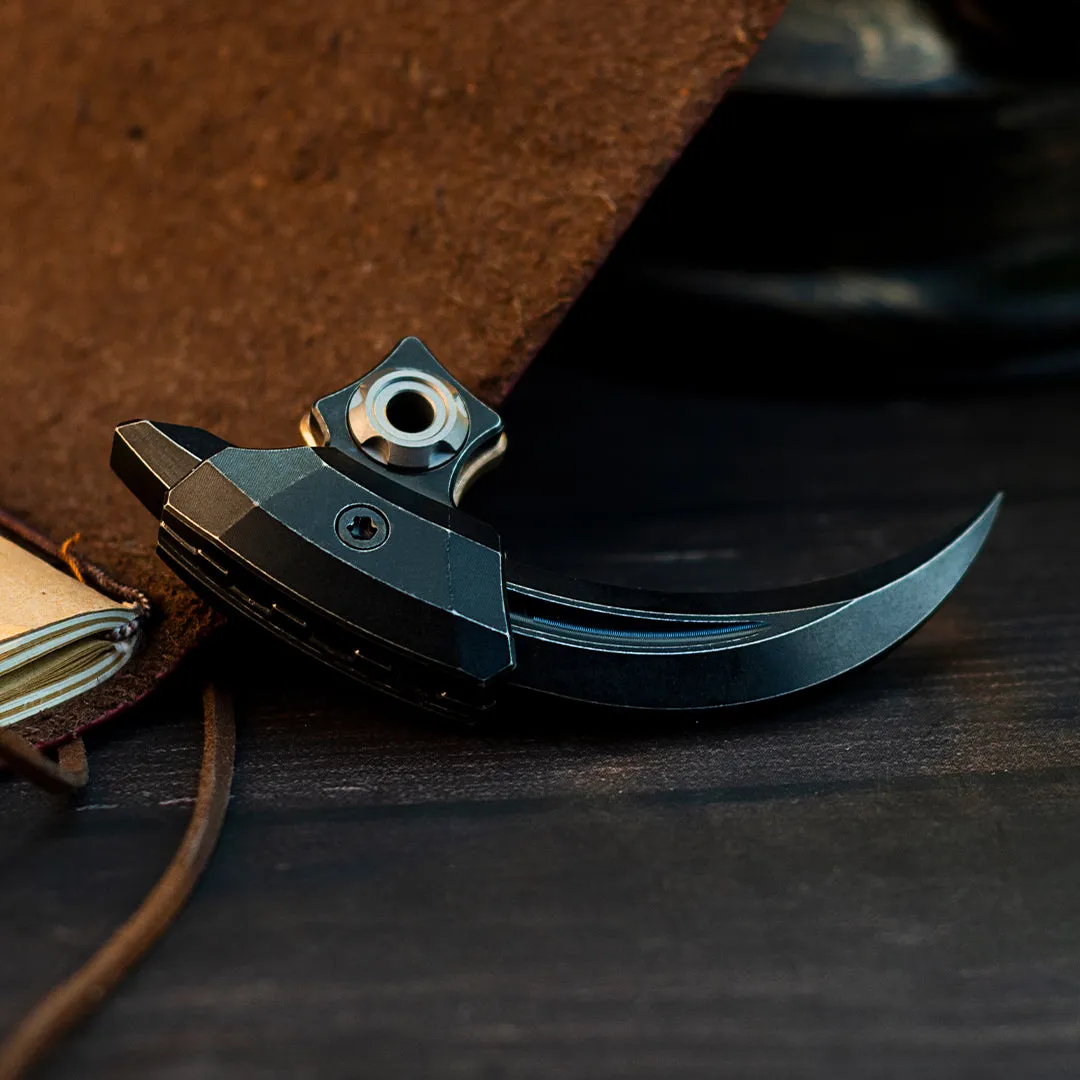 Alien- Titanium Digging Tool for Outdoor Camping