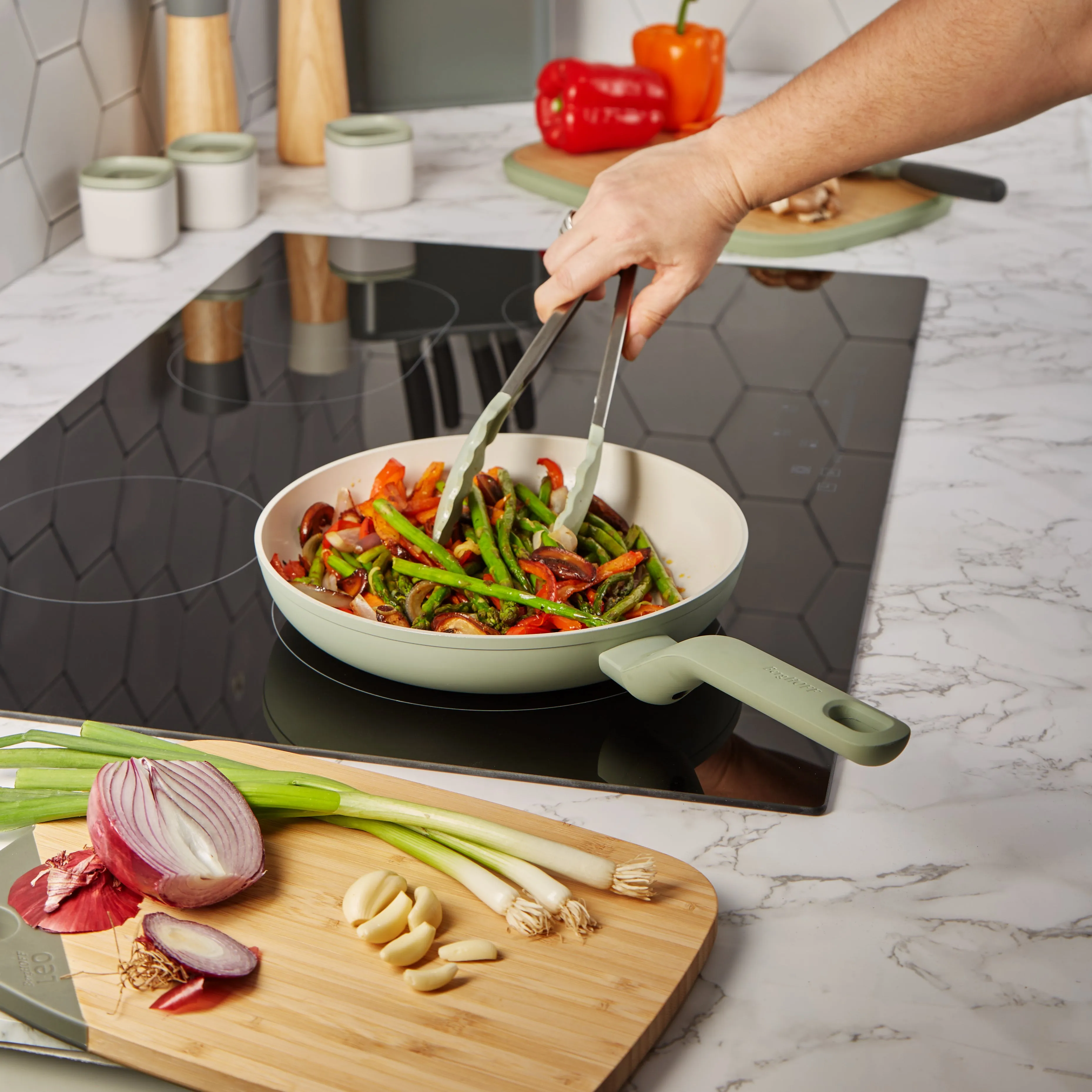BergHOFF Balance Nonstick Ceramic Frying Pan 9.5", Recycled Aluminum, Sage