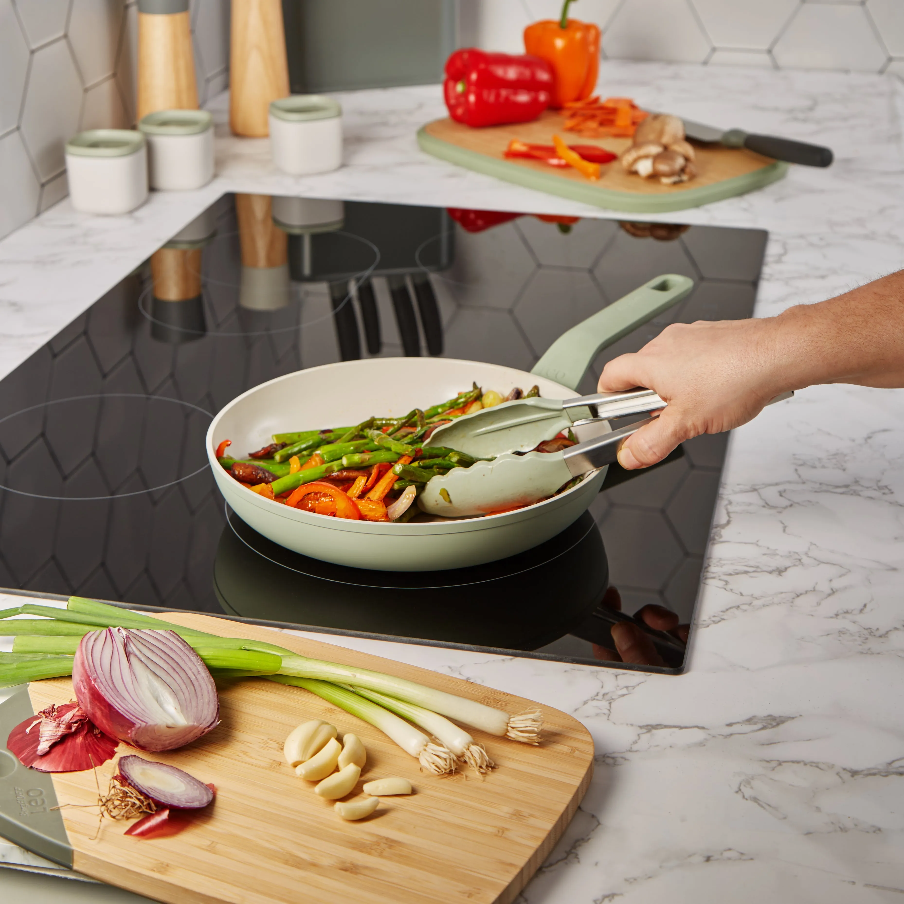 BergHOFF Balance Nonstick Ceramic Frying Pan 9.5", Recycled Aluminum, Sage