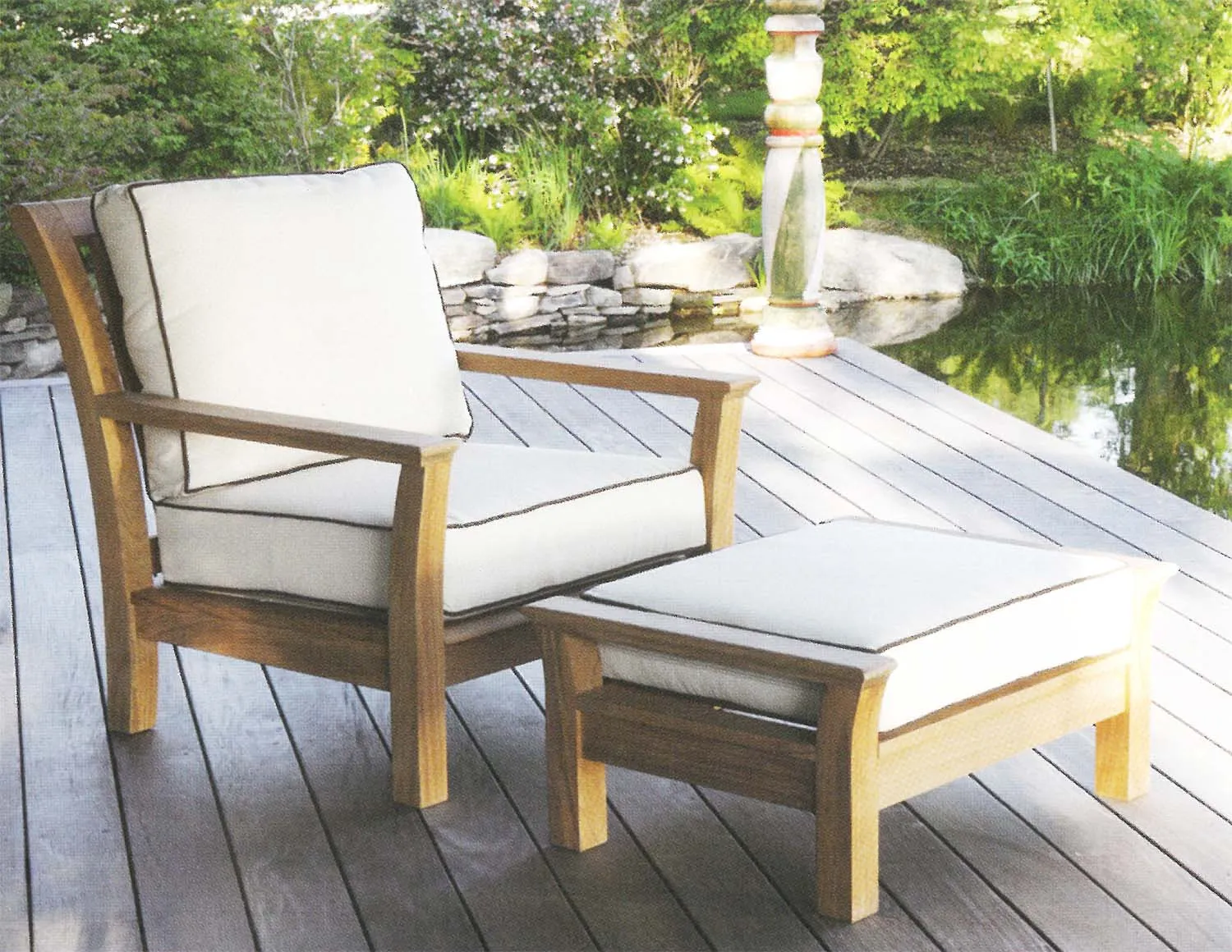 Chelsea Deep Seating Lounge Chair