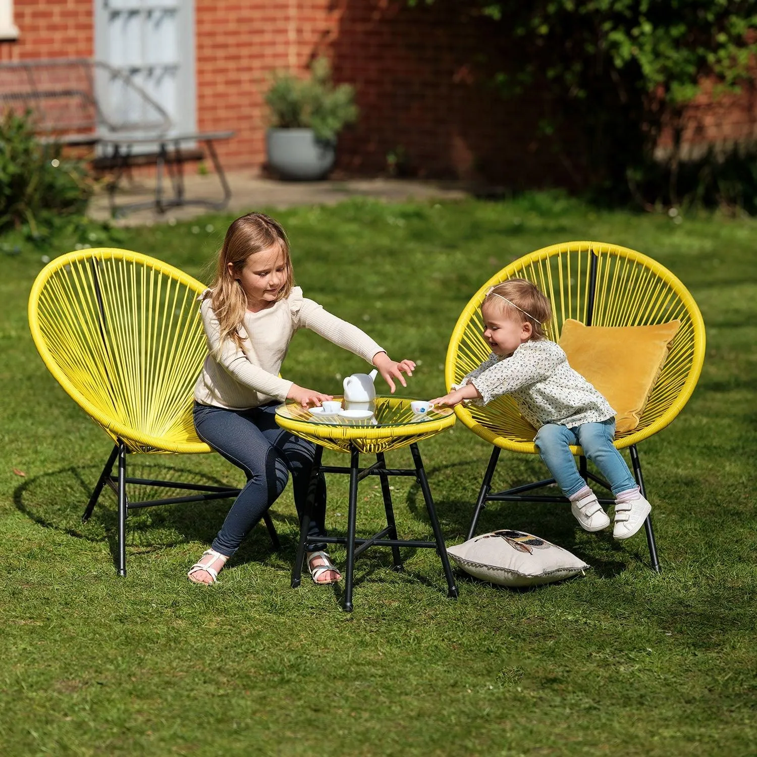 Hebe String Bistro Set - Yellow