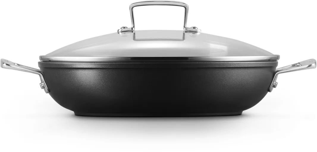 Le Creuset Hapjespan - Sauteuse - met Glazen Deksel Essential Non-Stick Ceramic - ø 30 cm / 3.7 liter - keramische anti-aanbaklaag