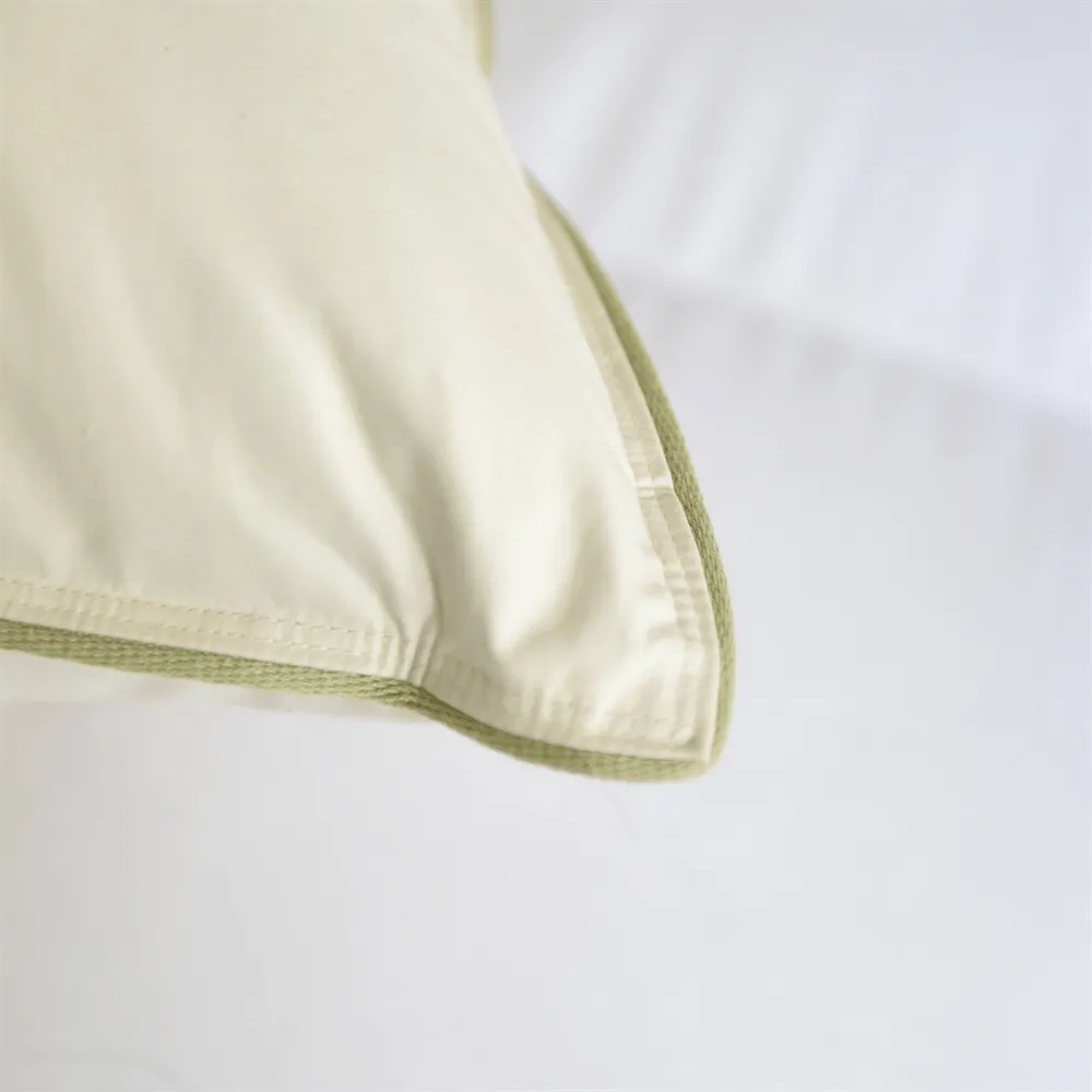 Natural Nights Classic Down Feather Pillow King Size - Soft (28oz)