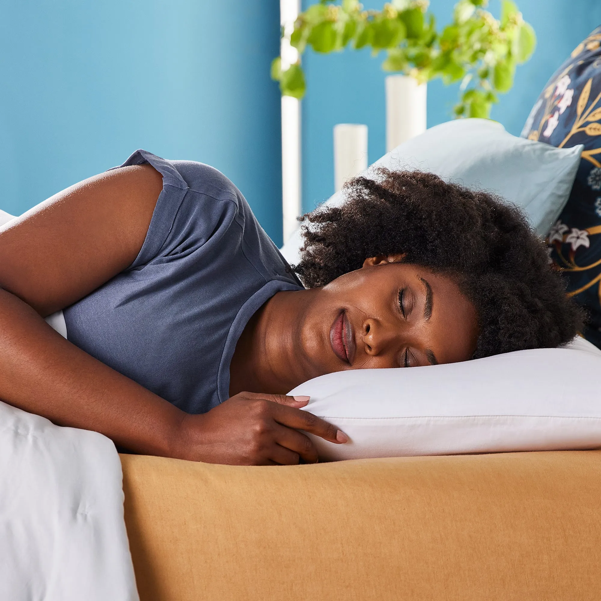 Reversible Cooling Gel Memory Foam   Memory Foam Pillow with Hypoallergenic Cover