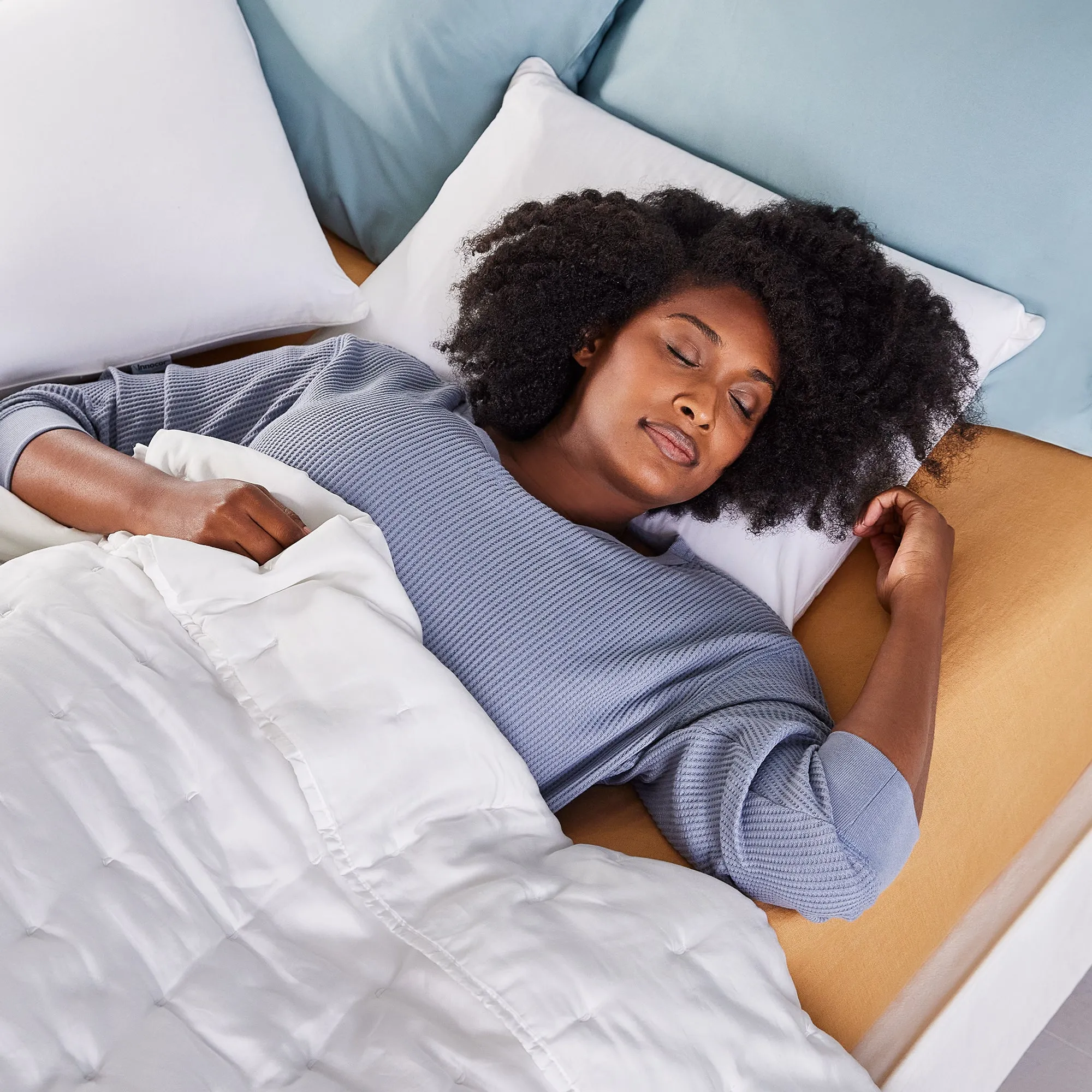 Reversible Cooling Gel Memory Foam   Memory Foam Pillow with Hypoallergenic Cover