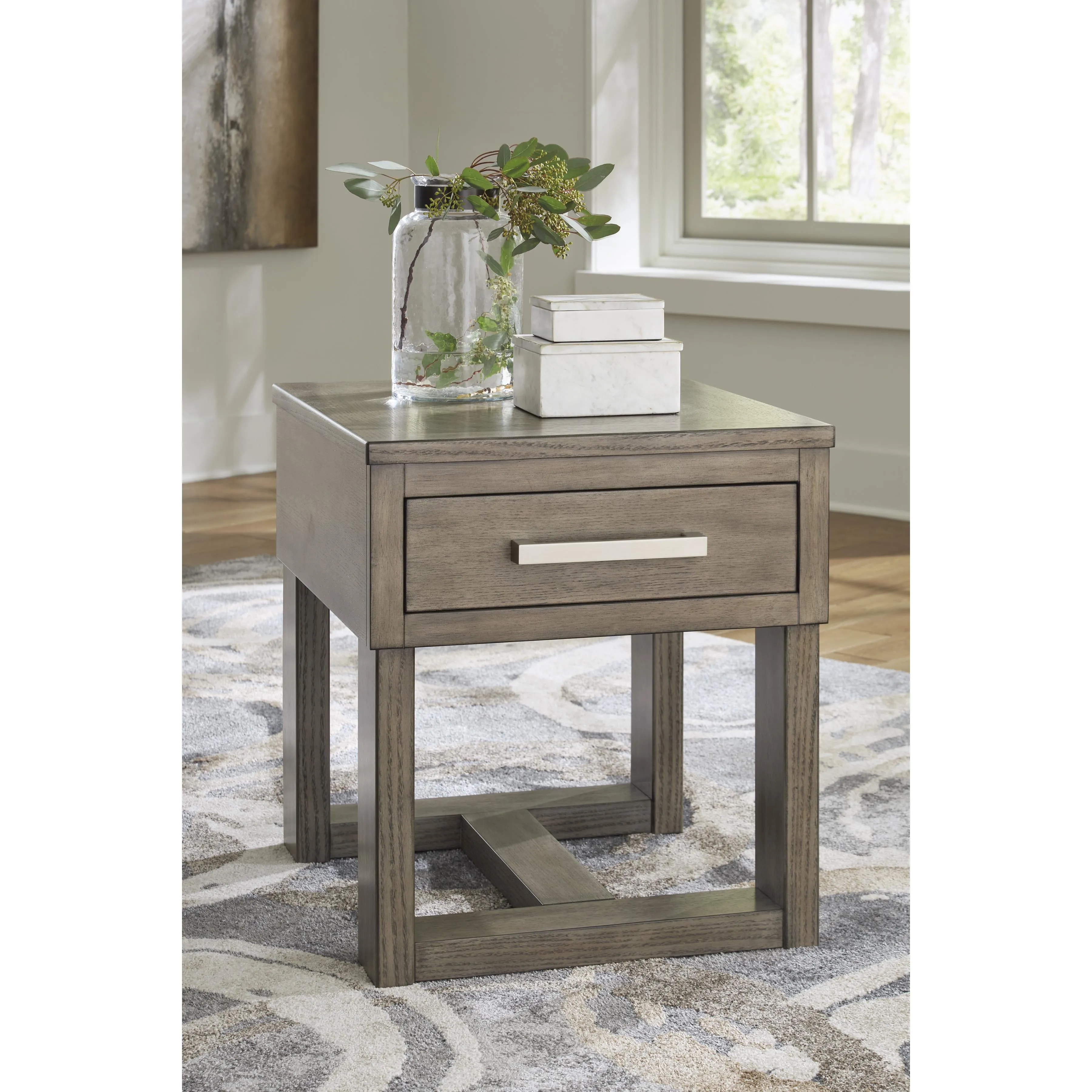 Signature Design by Ashley Loyaska End Table T854-3